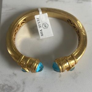 Julie Vos bracelet new with tags. Hinge open/ closure